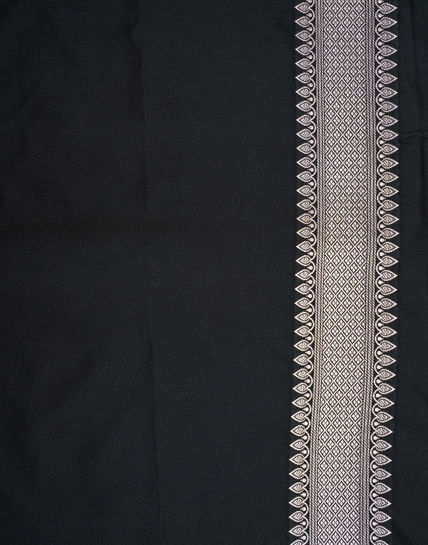 Black Banarasi Mushroo Silk Saree with Floral Weaving & Zari Border