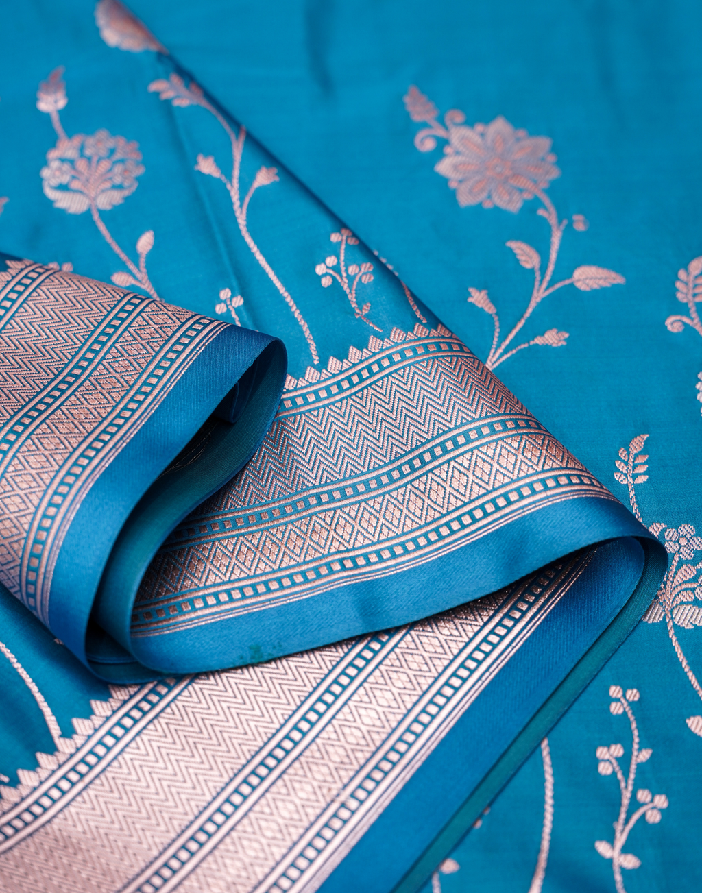 Turquoise Blue Banarasi Mushroo Silk Saree with Floral Weaving & Zari Border