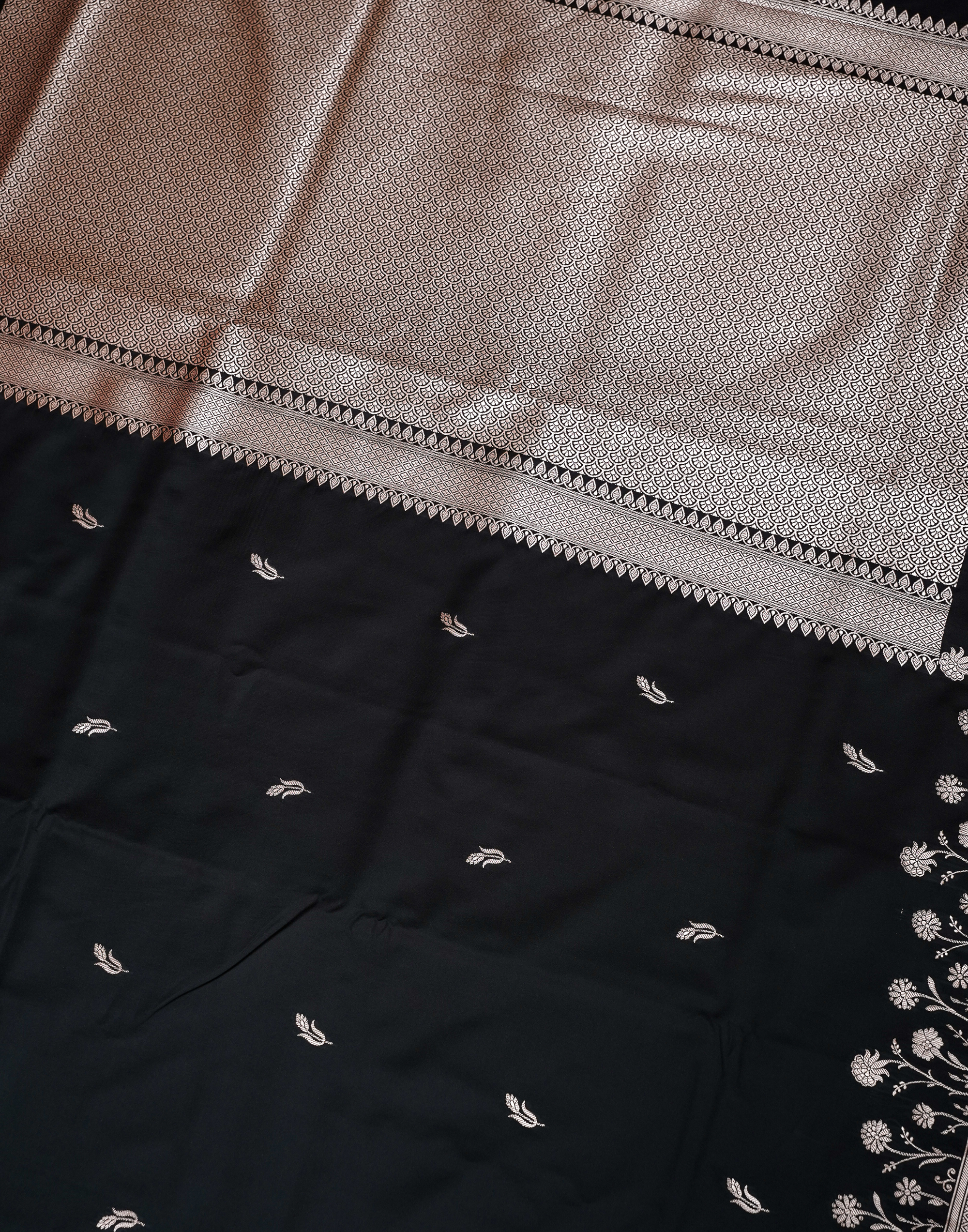Black Banarasi Mushroo Silk Saree with Floral Weaving & Zari Border