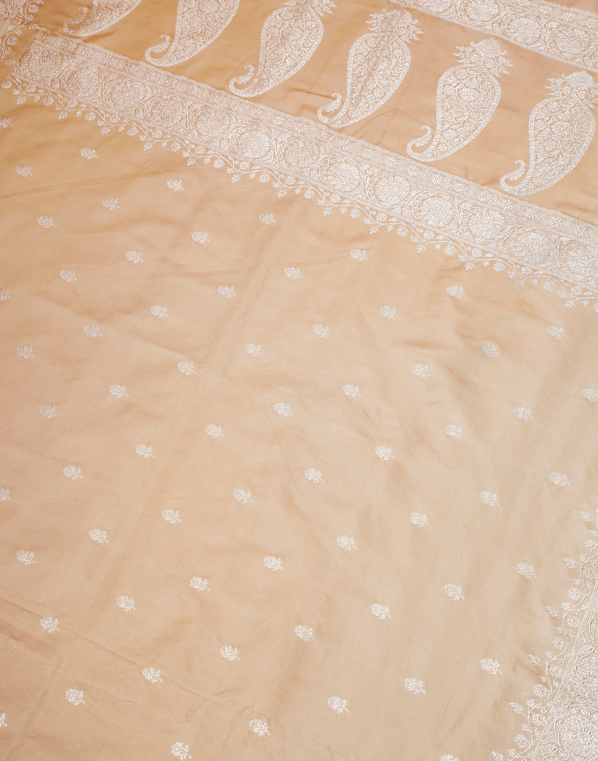 Peach Beige Banarasi Mushroo Silk Saree with Floral Weaving & Zari Border
