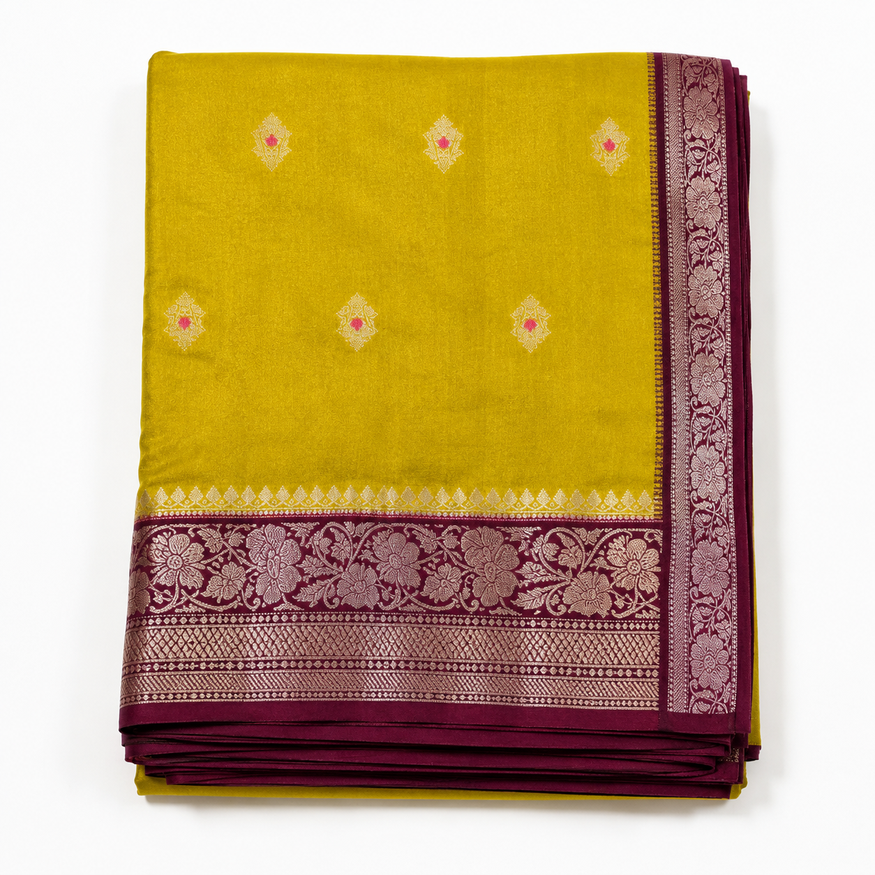 Chiniya Katan Saree with Contrast Pallu & Blouse