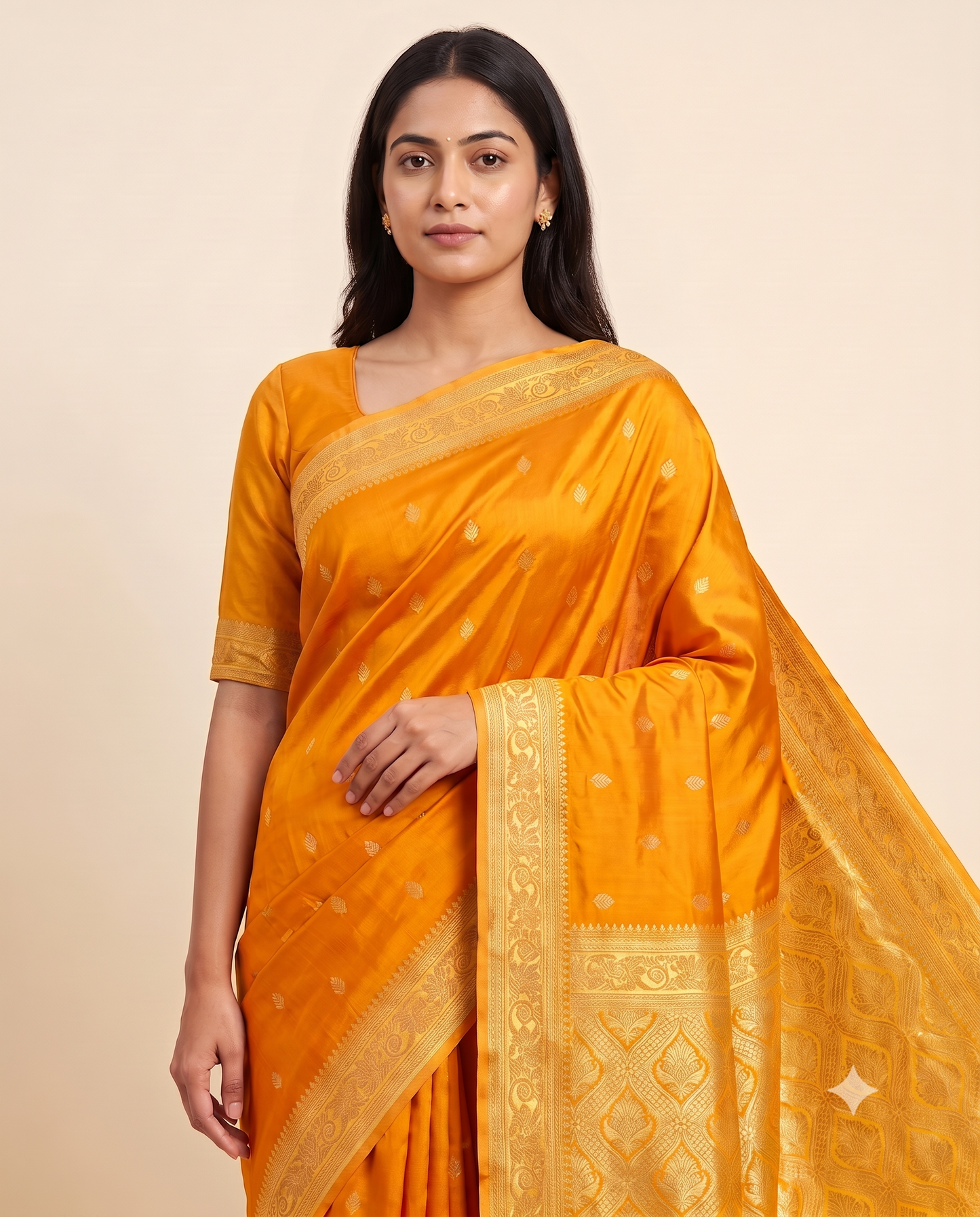 Mashroo Satin Contrast Pallu & Border Saree