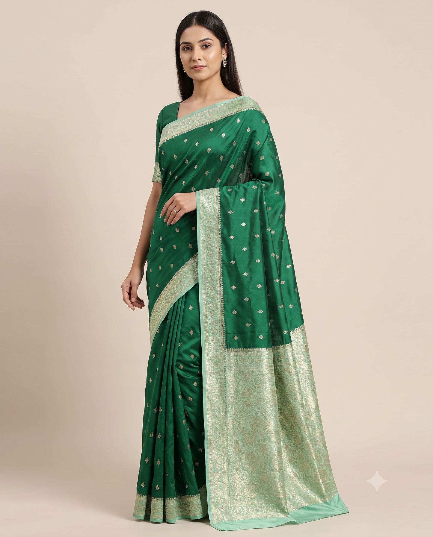 Mashroo Satin Contrast Pallu & Border Saree