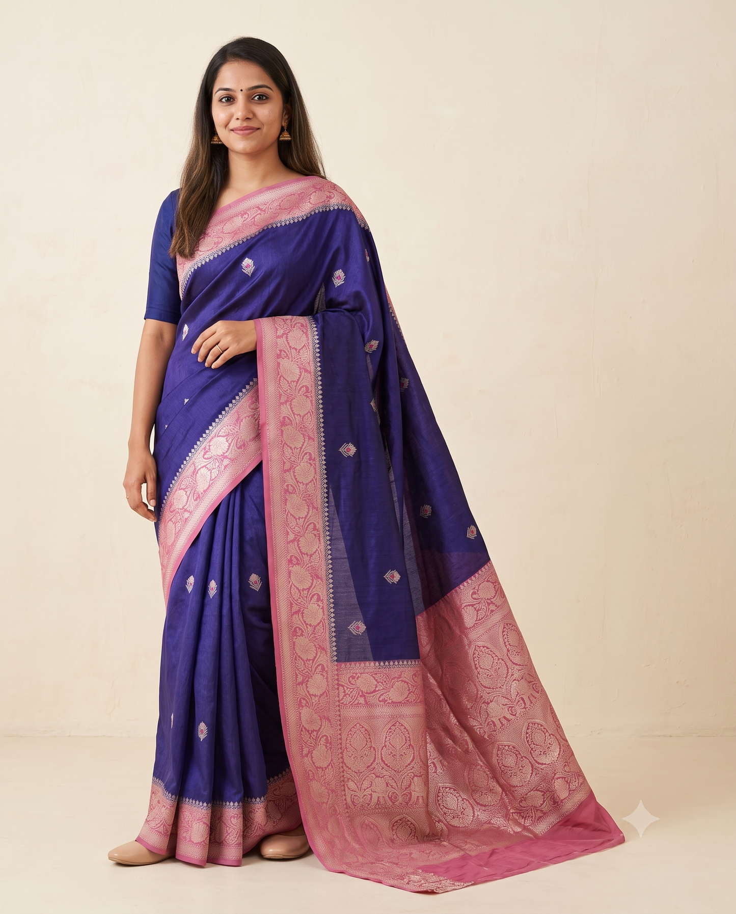 Chiniya Katan Saree with Contrast Pallu & Blouse