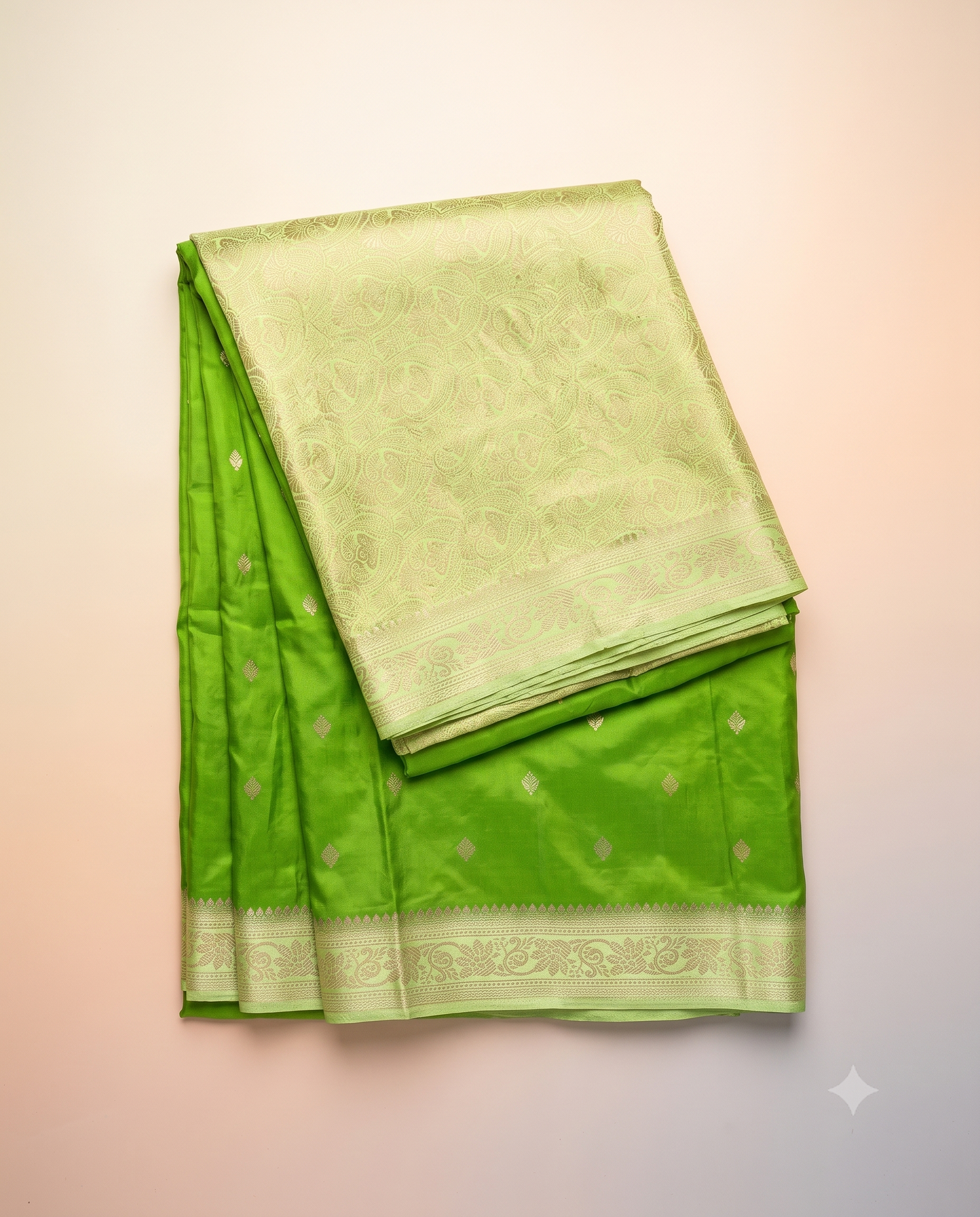 Mashroo Satin Contrast Pallu & Border Saree