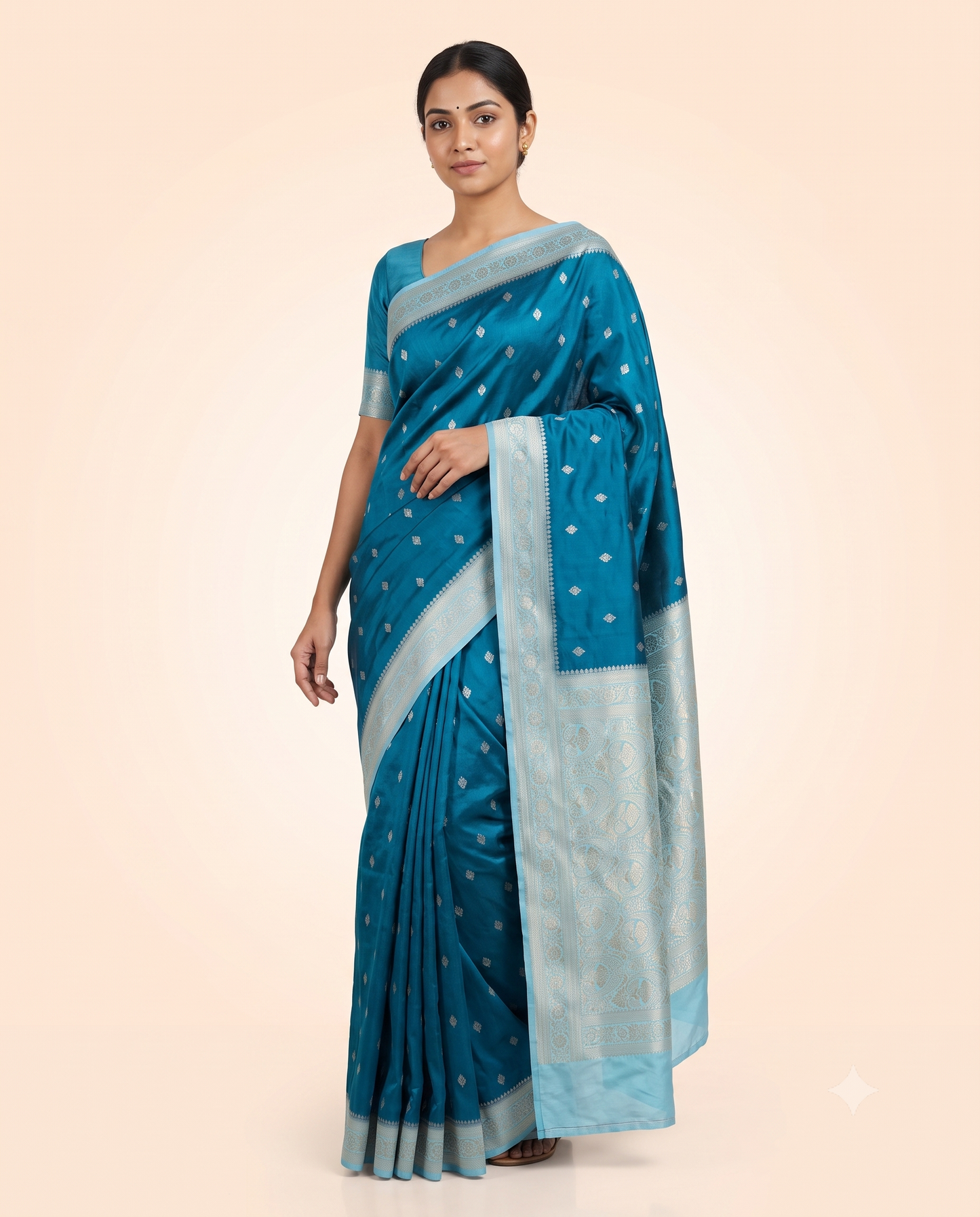 Mashroo Satin Contrast Pallu & Border Saree