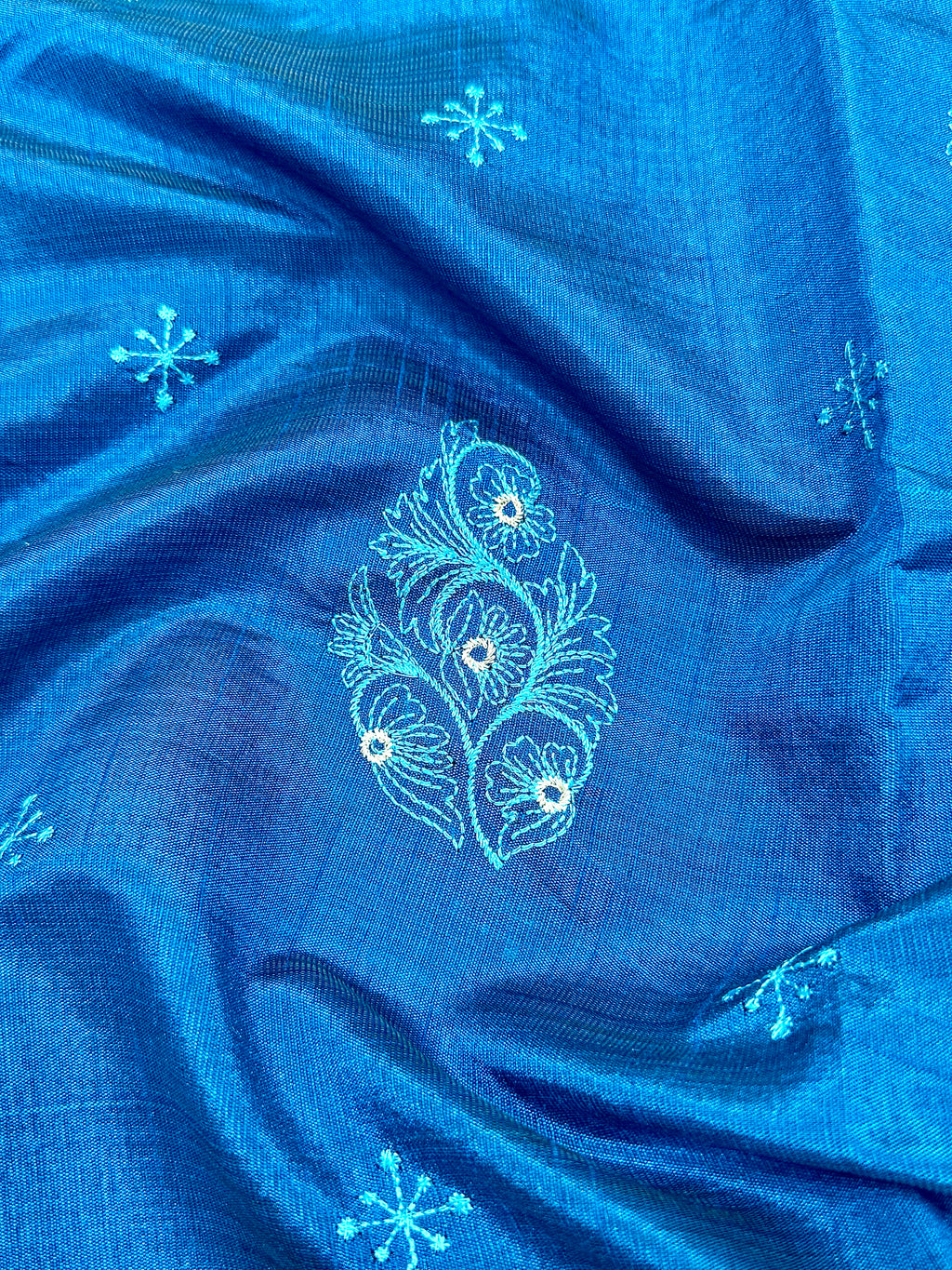 Royal Blue New Tussar Saree with Contrast Border & Embroidery