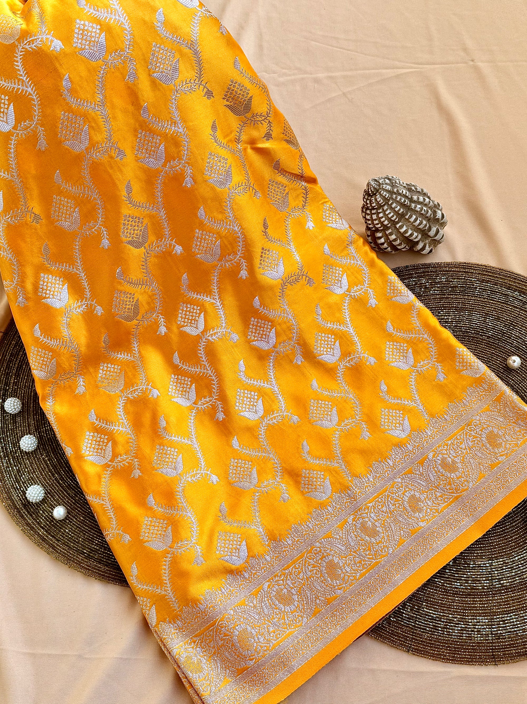 Mushroo Silk Weaving Saree
