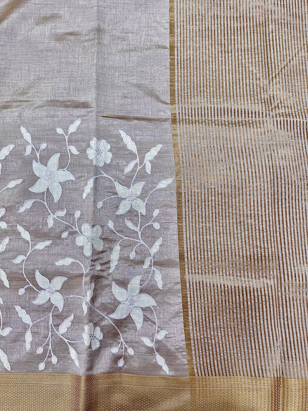 Semi Tussar Applique Work Saree