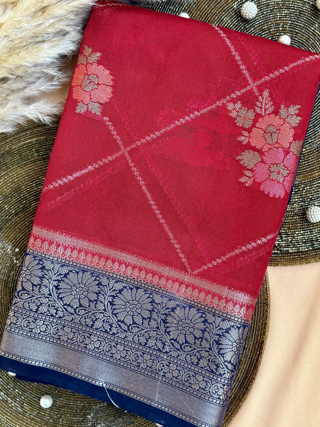 Chiniya Georgette Woven Saree