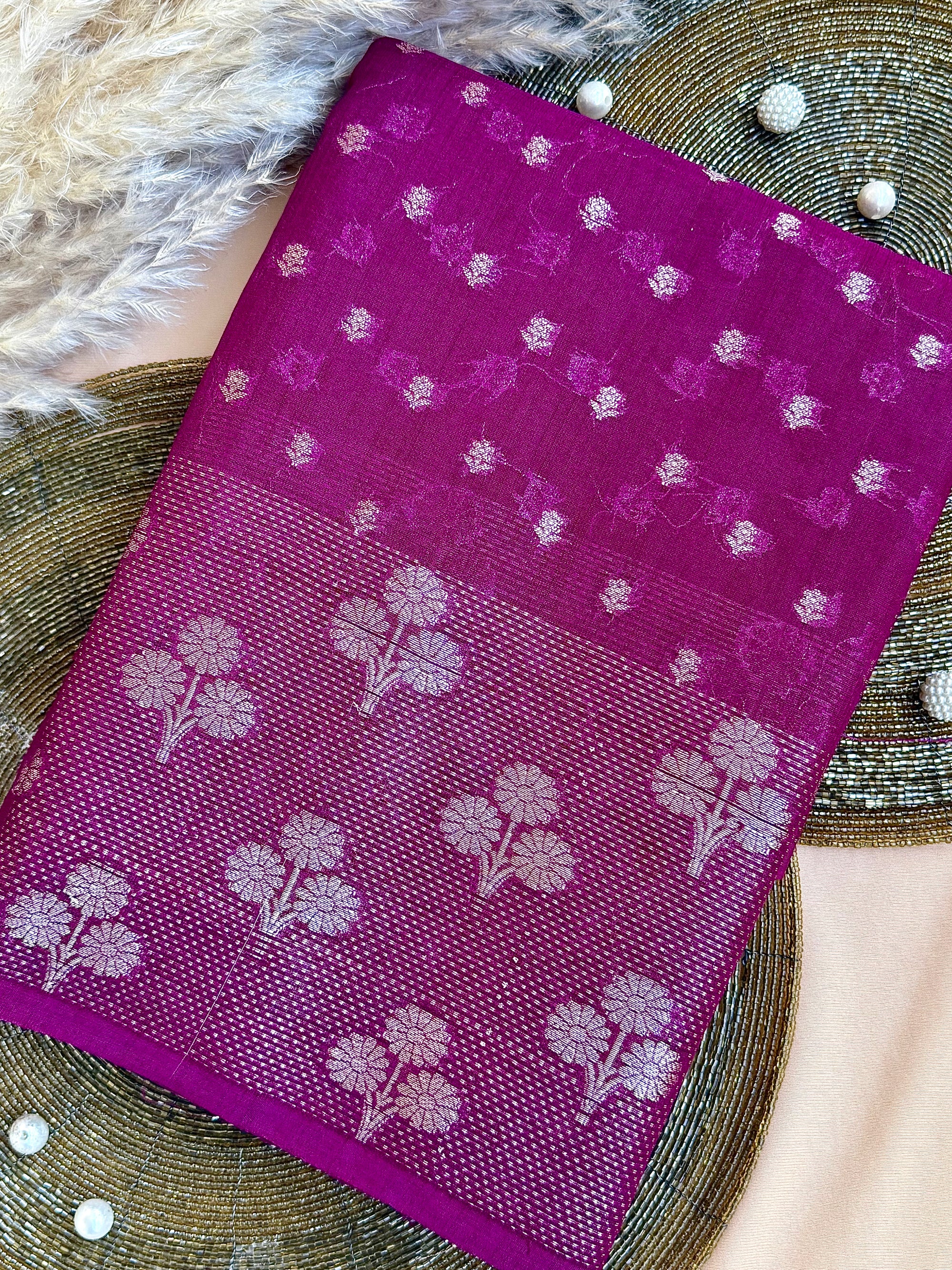 Raw Linen Woven Saree