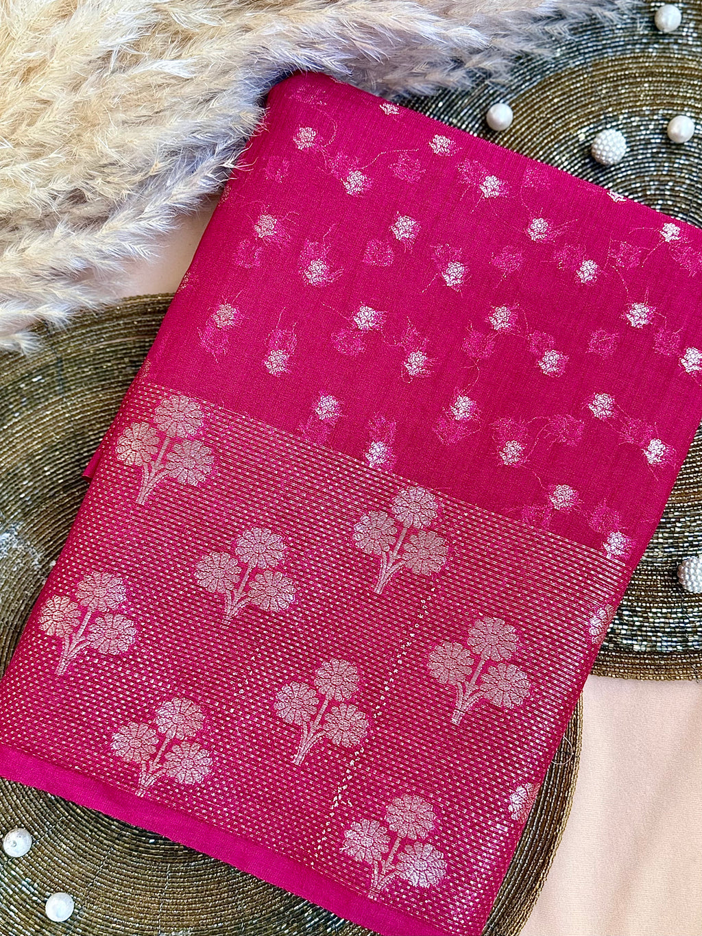 Raw Linen Woven Saree