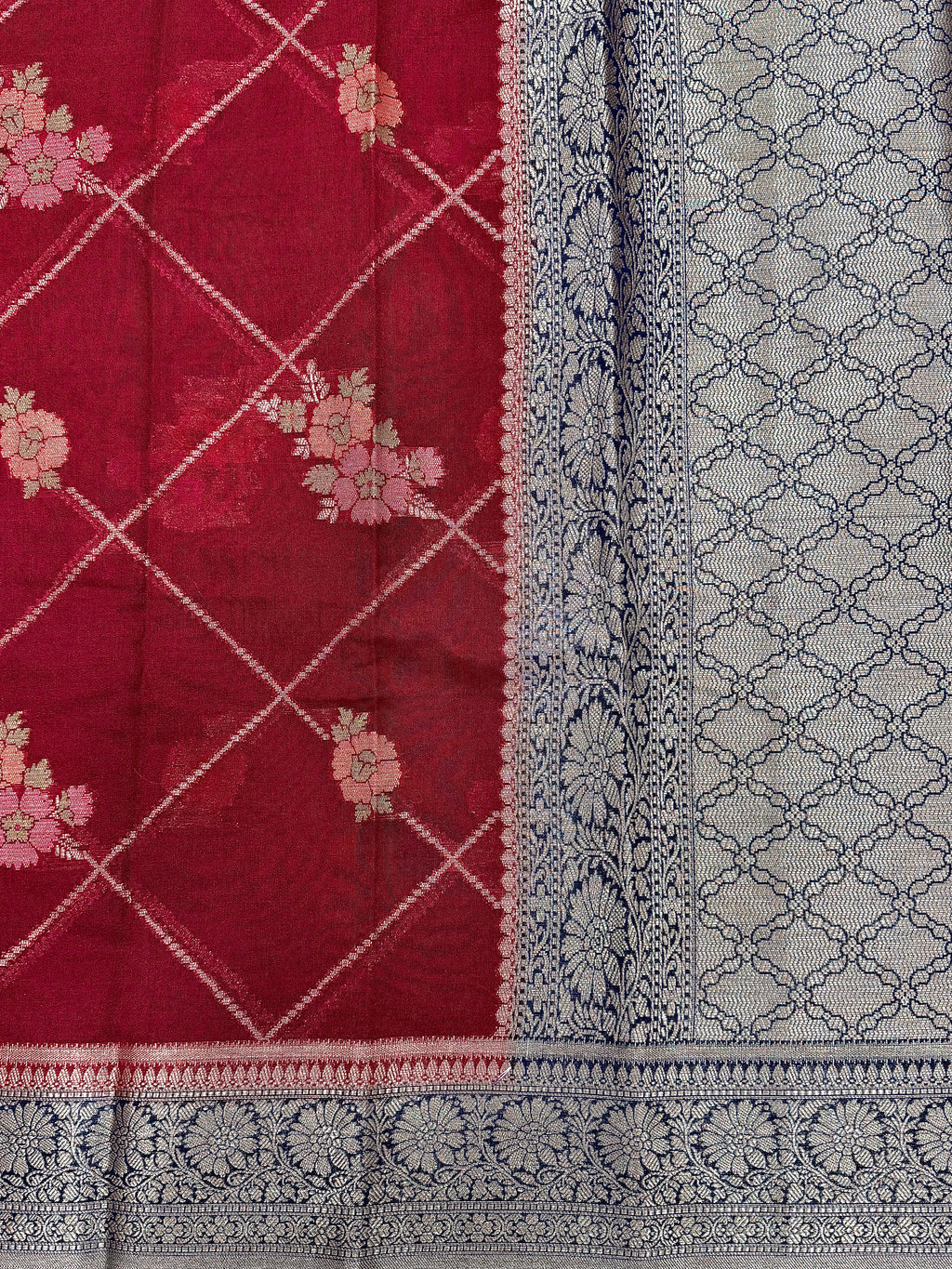 Chiniya Georgette Woven Saree