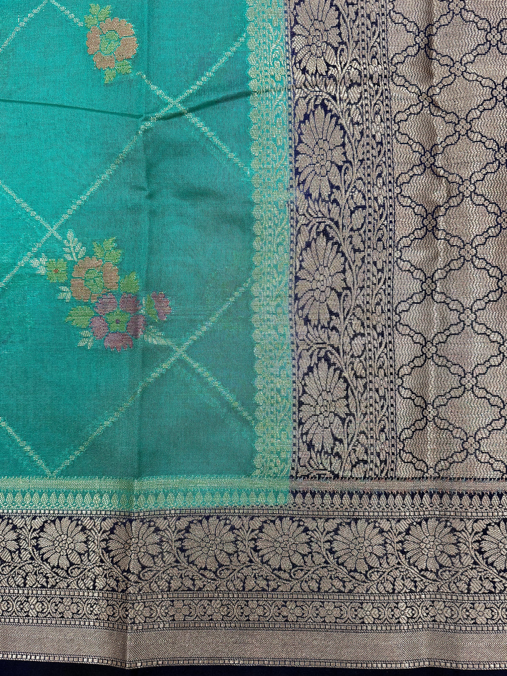 Chiniya Georgette Woven Saree