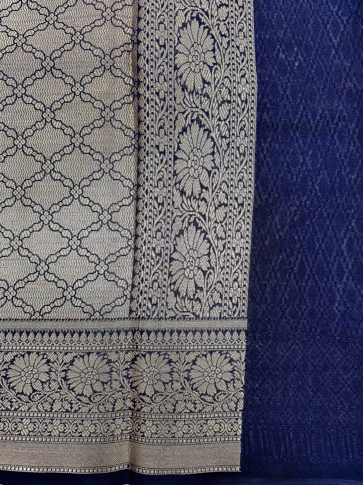 Chiniya Georgette Woven Saree