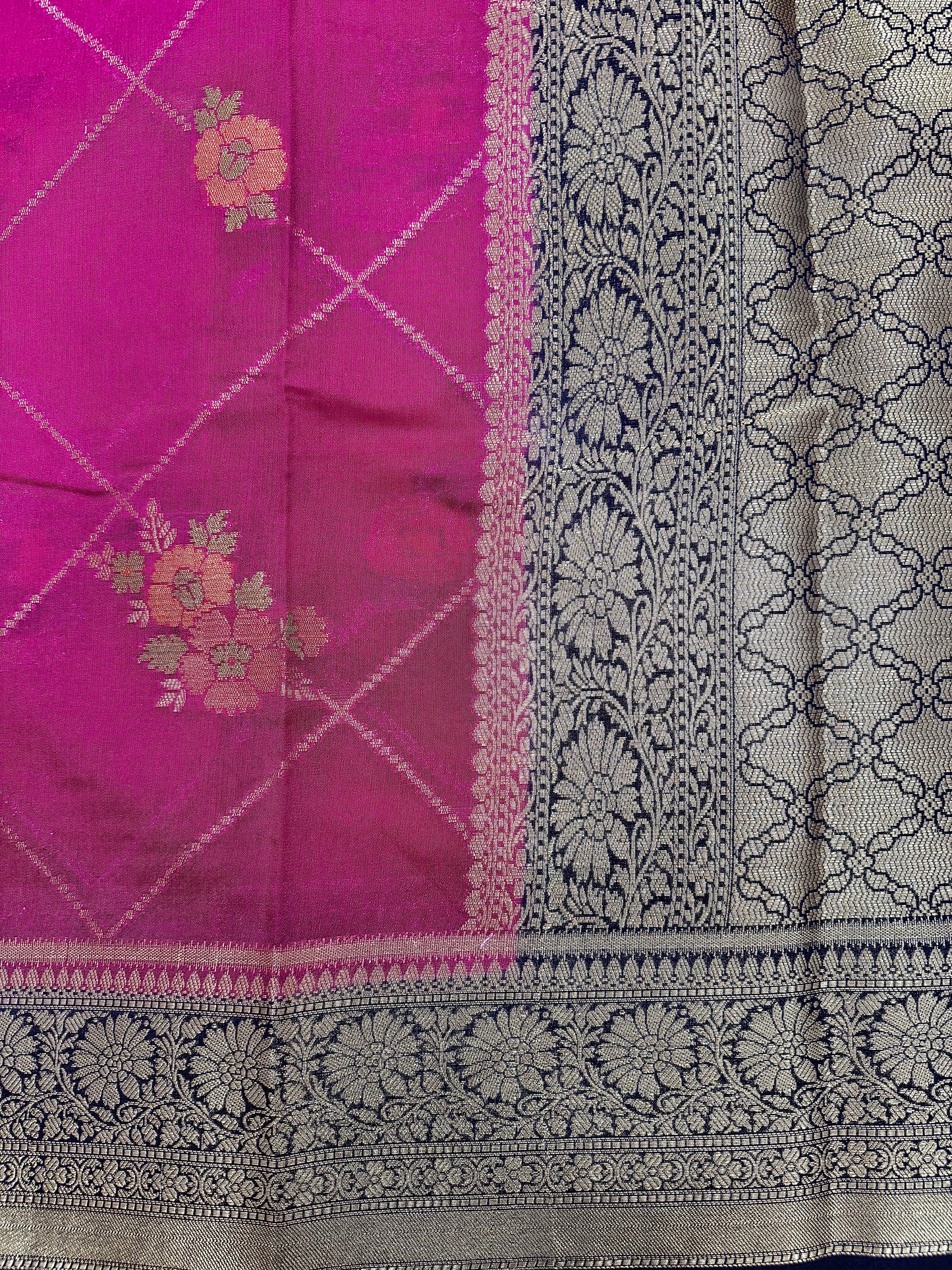 Chiniya Georgette Woven Saree