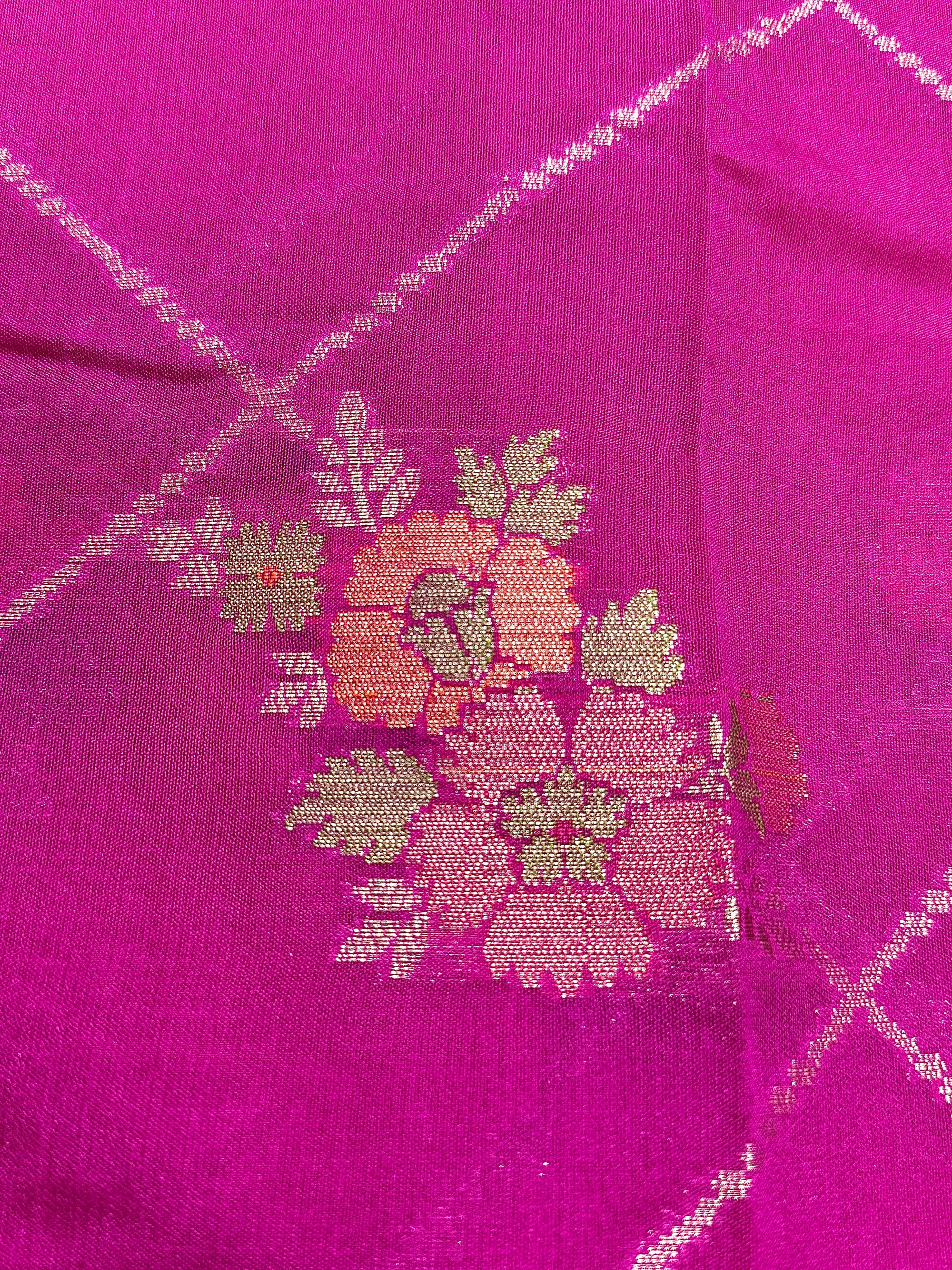 Chiniya Georgette Woven Saree