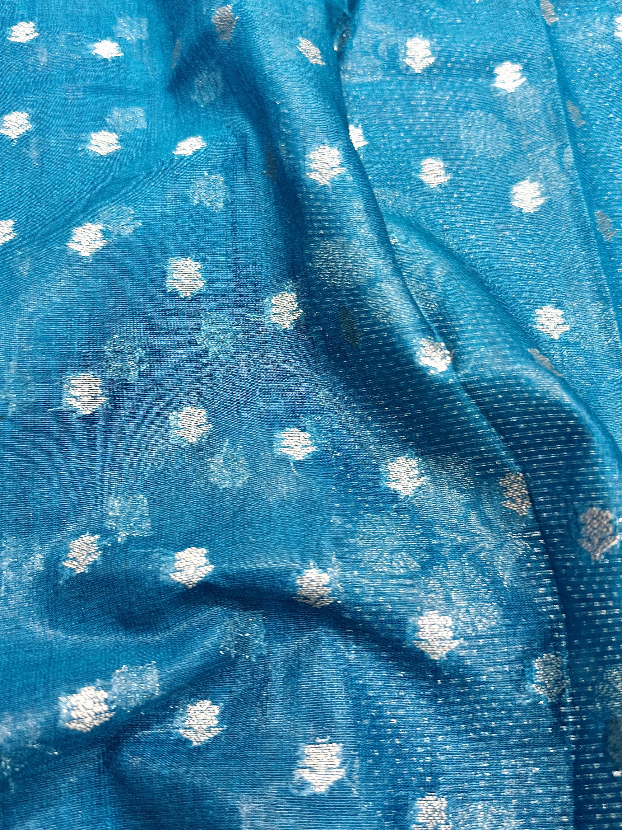 Raw Linen Woven Saree
