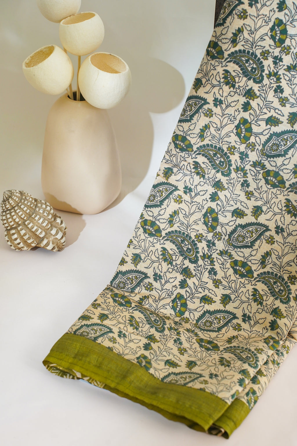 Cream Tussar Silk Saree with Green Border & Kalamkari Print (Washable)