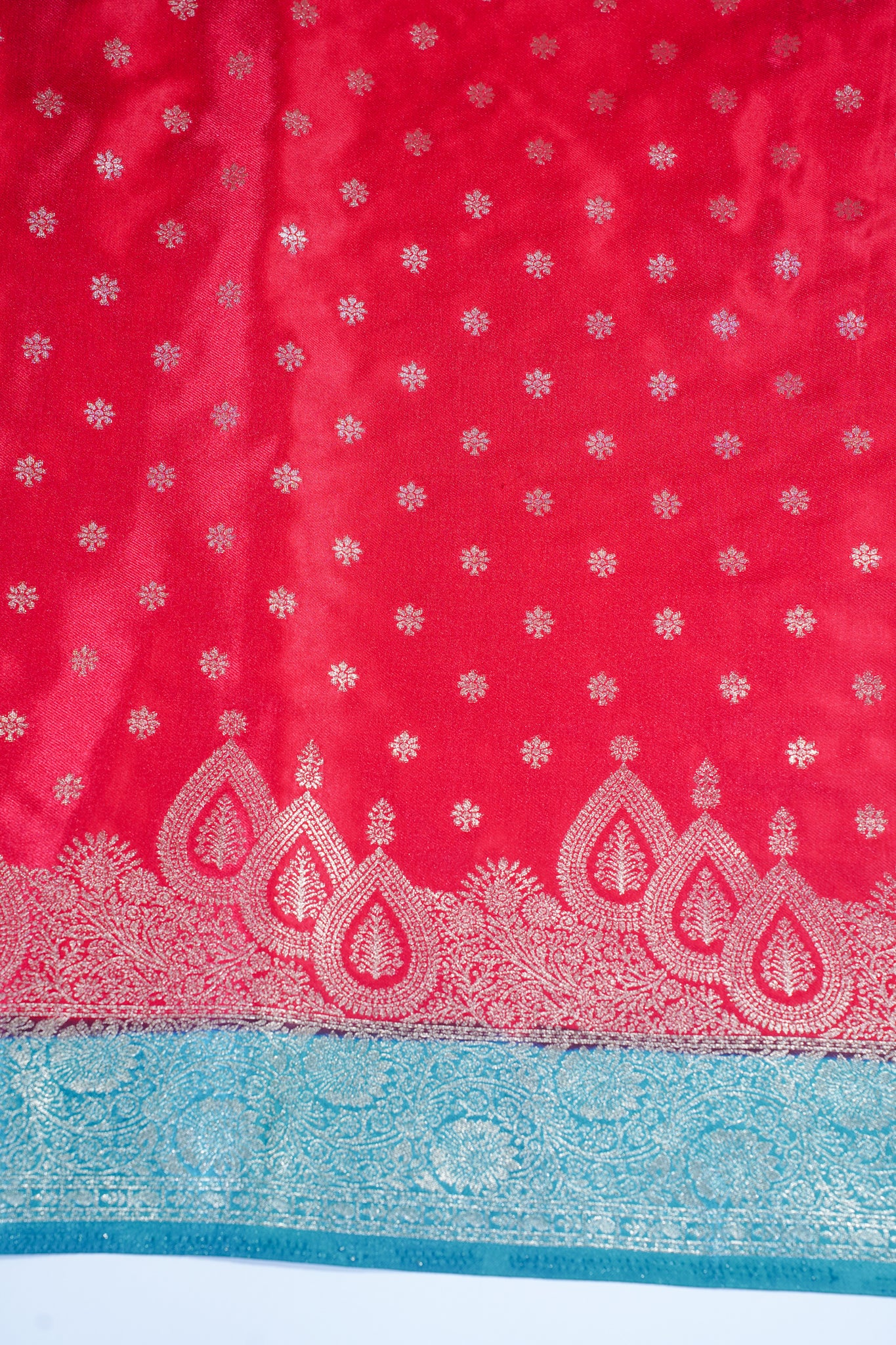 Red Mushroo Silk Saree with Blue Contrast Border
