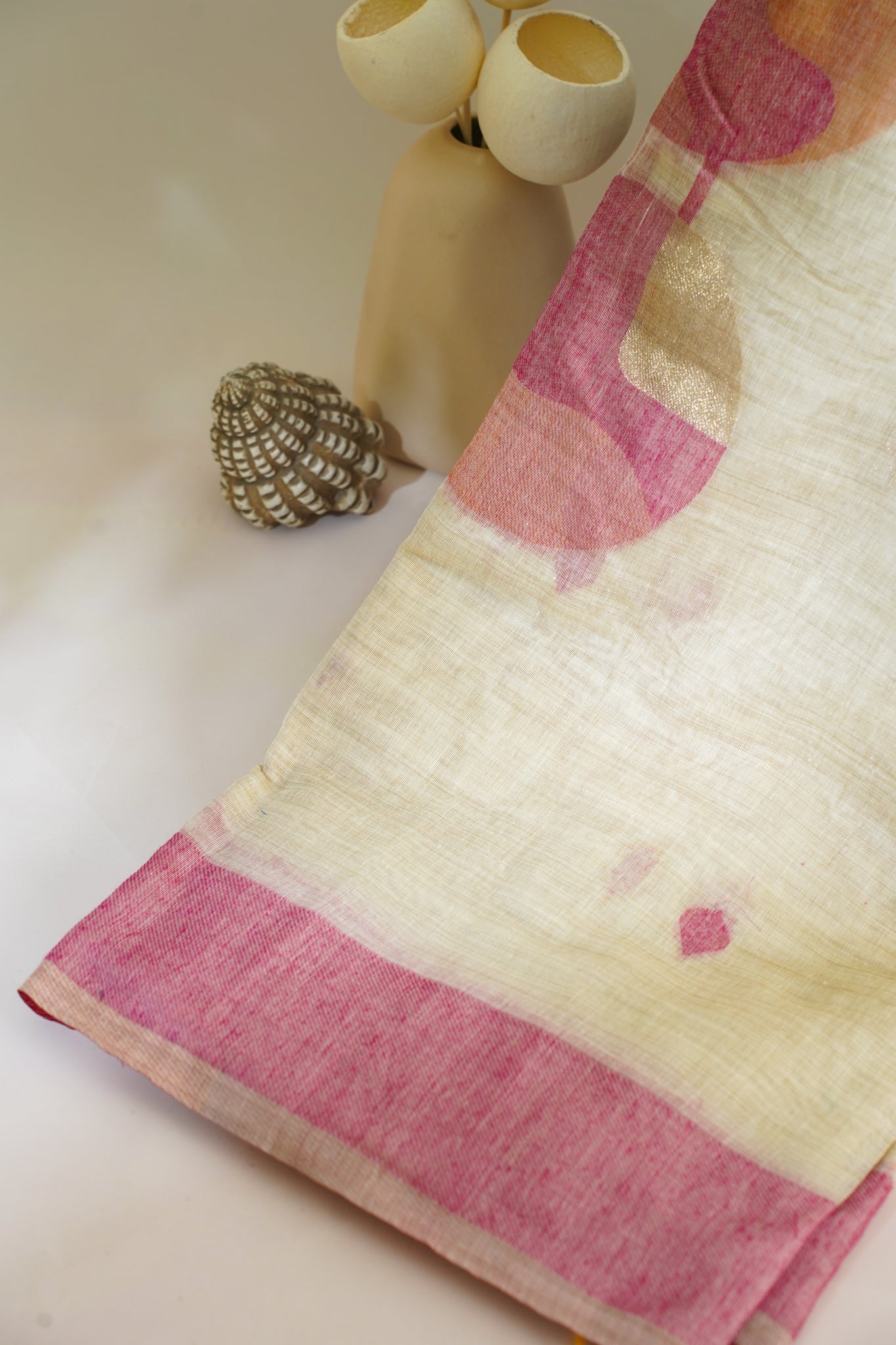 Beige Cotton Linen Weaving Saree with Pink Border