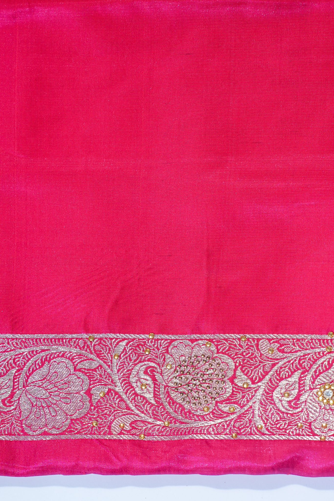 Green Saree with Red Pallu and Pink Blouse