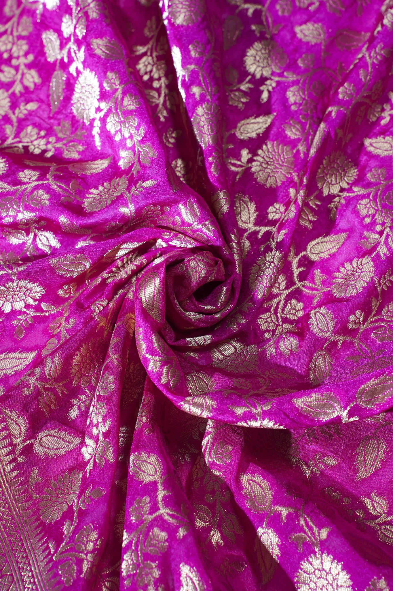 Pink Banarasi Woven Katan Silk Saree Allover Floral Zari work