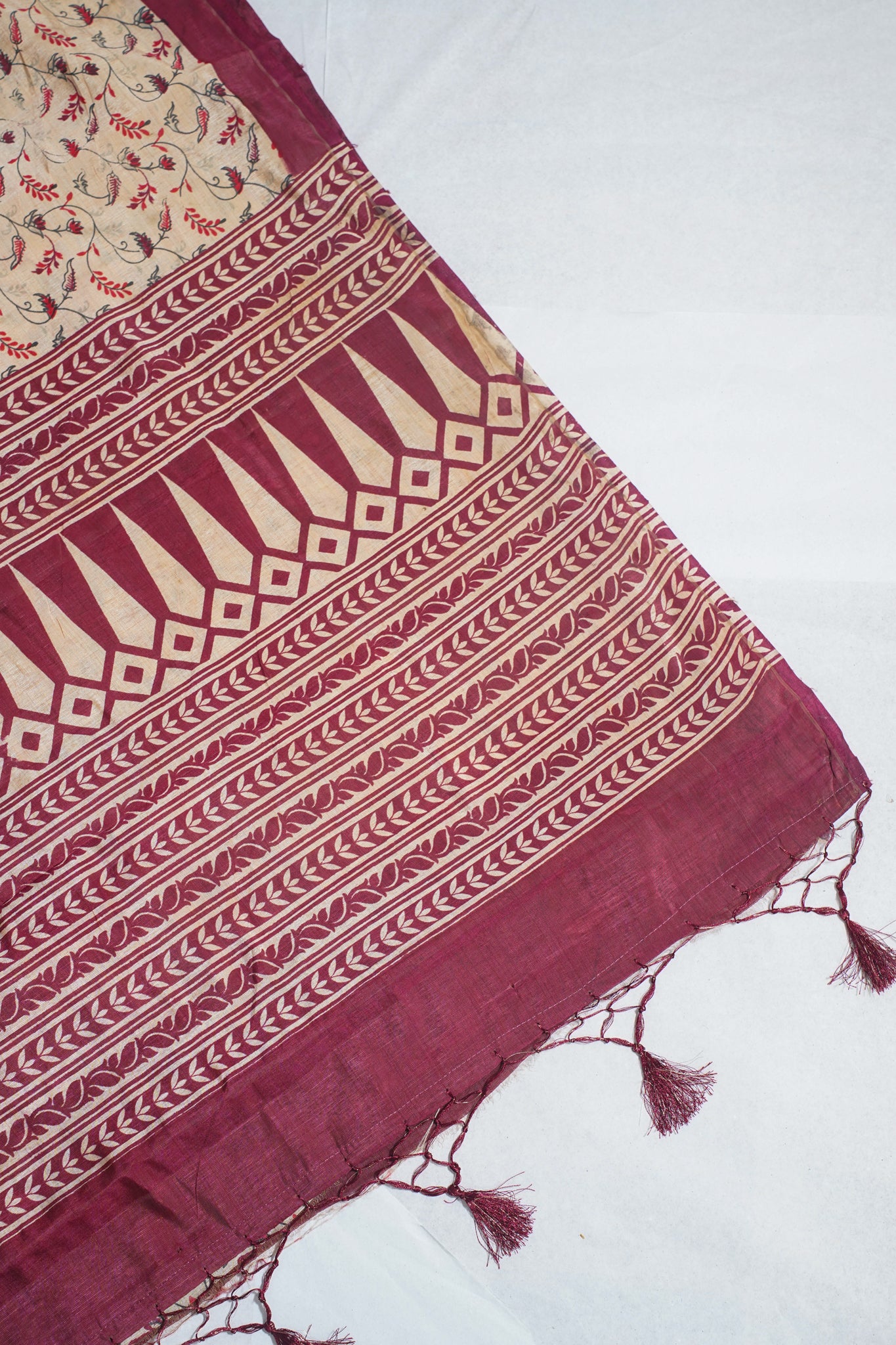 Cream Tussar Silk Saree with Pink Border & Kalamkari Print (Washable)