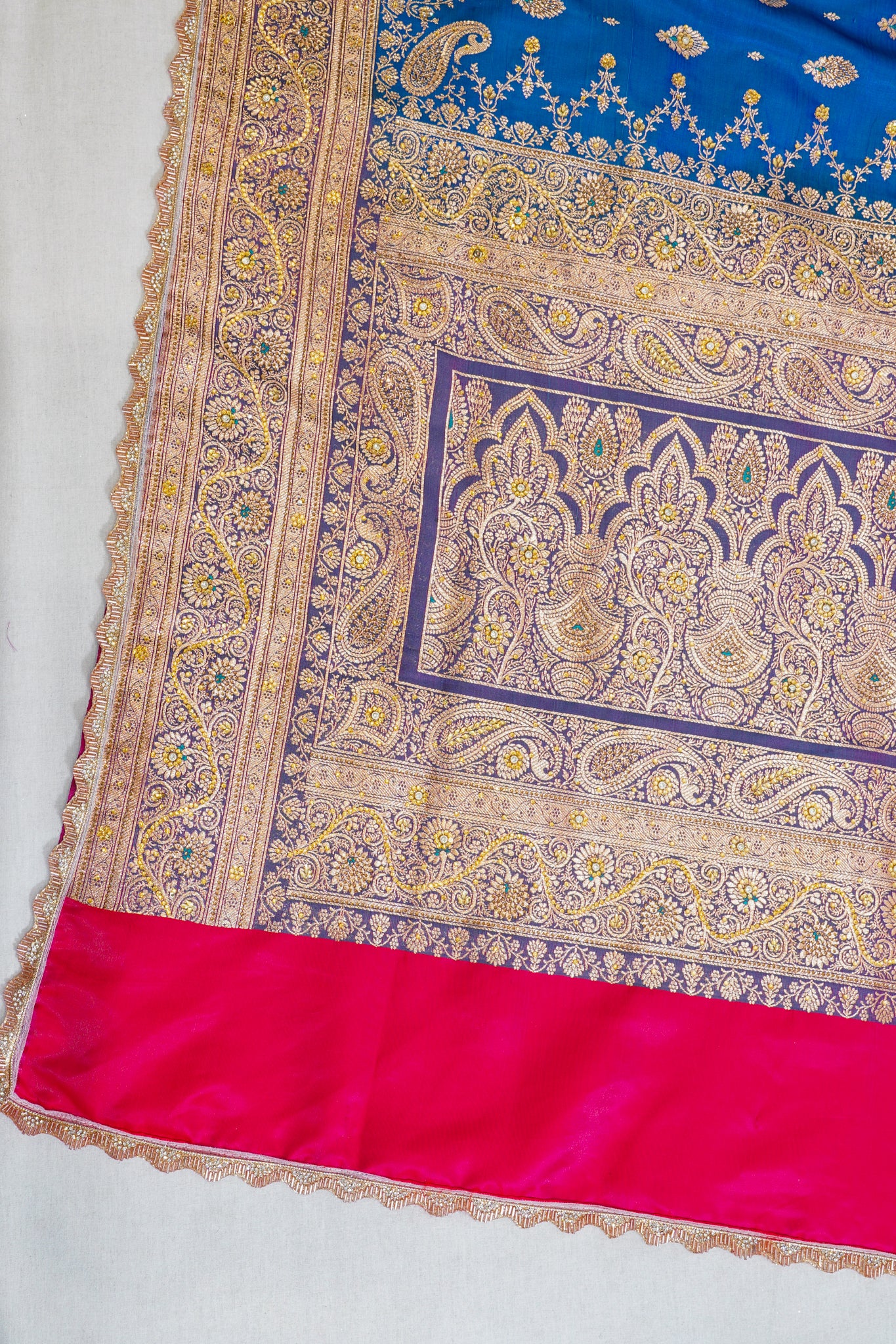 Blue Saree with Red Pallu