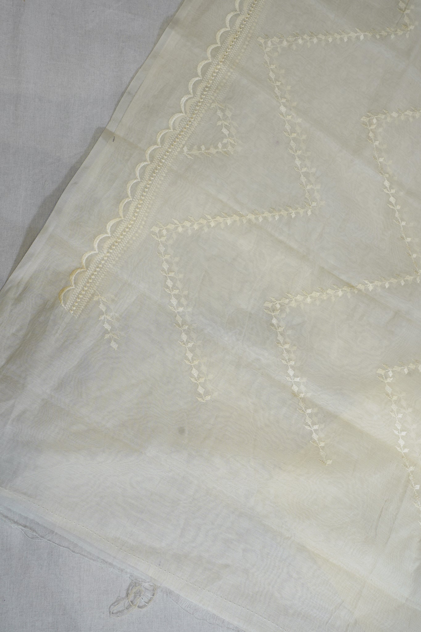 White Mul Cotton–Mul Chanderi Suit Set