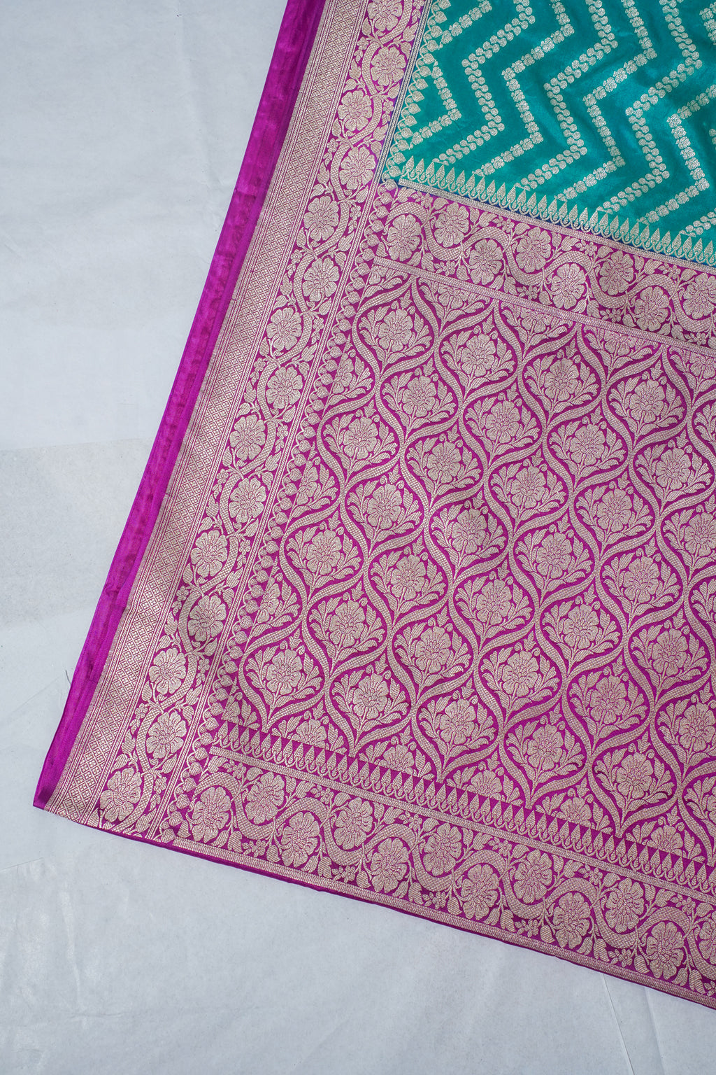 Turquoise Mushroo Silk Saree with Pink Border and Pallu