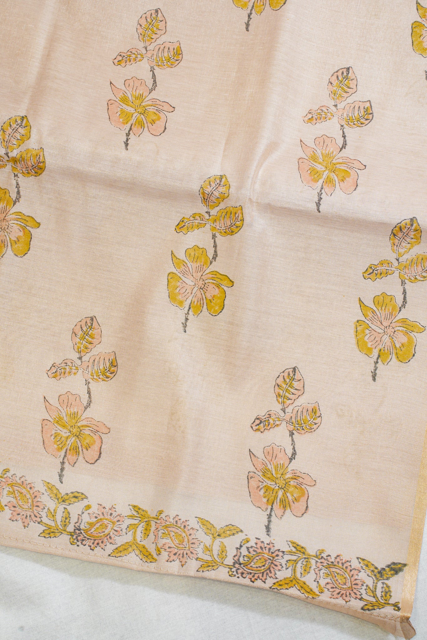 Pastel Linen tissue with block print