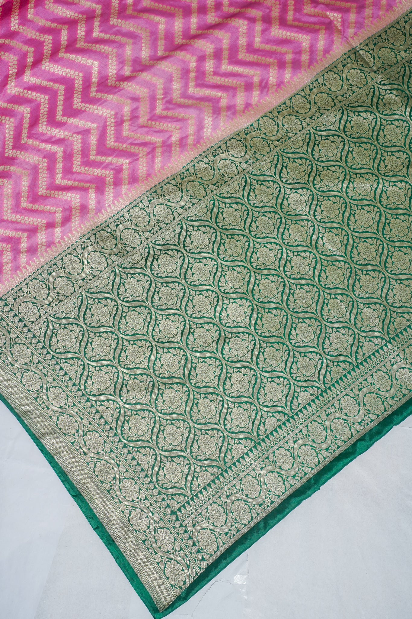 Pink Mushroo Silk Saree with Contrast Border and Pallu