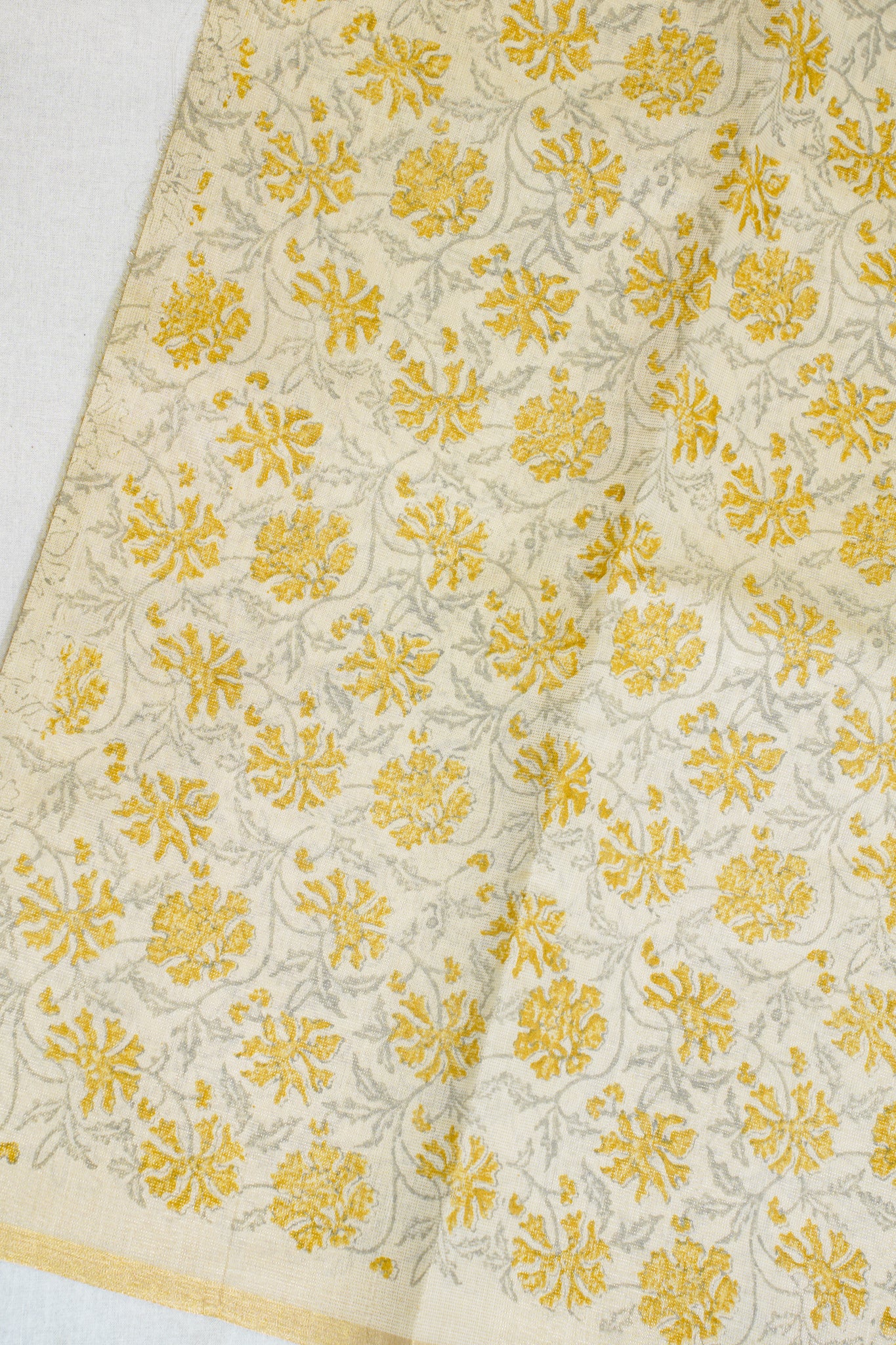 ivory Linen tissue with block print