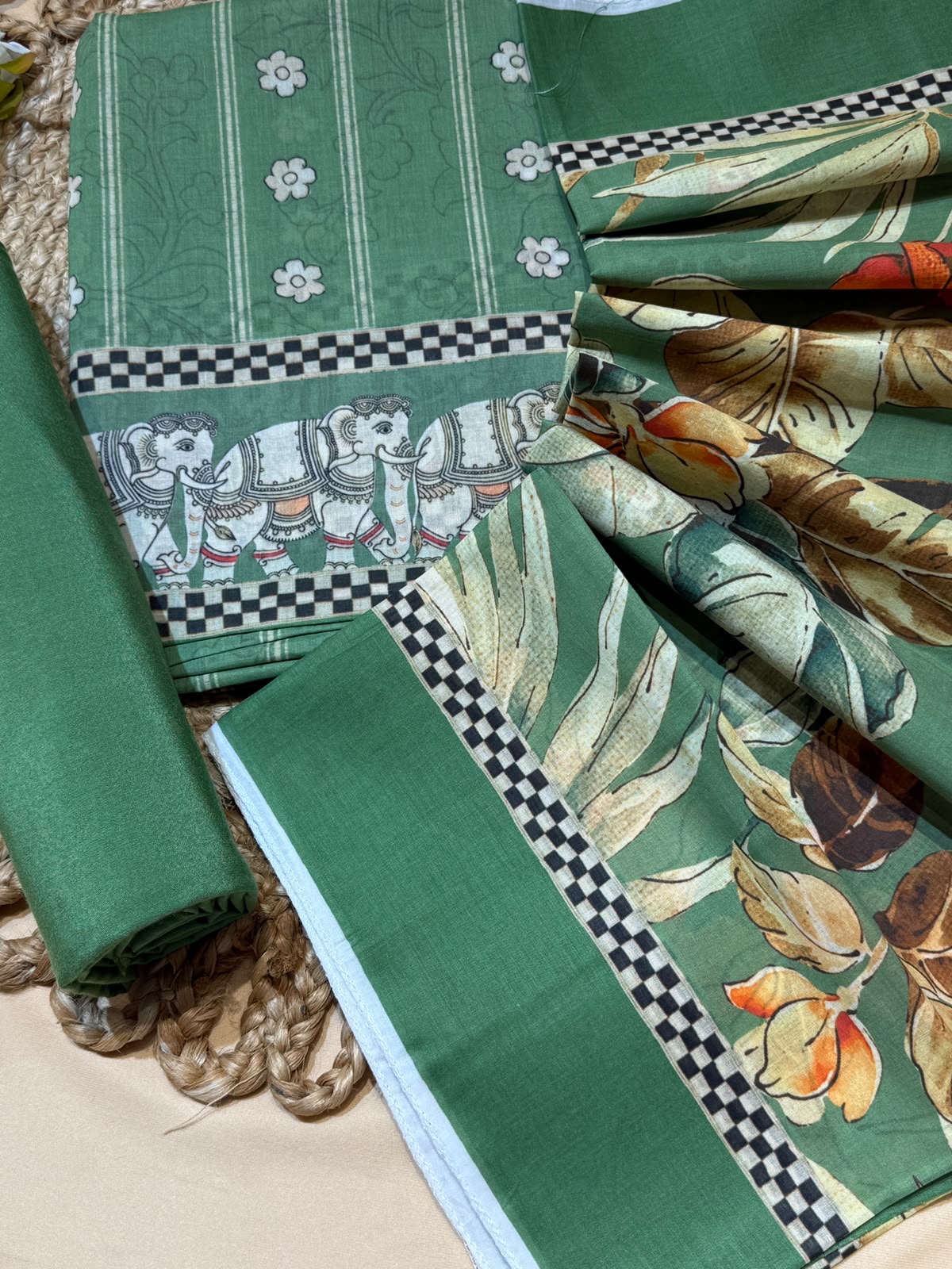 Pure mul cotton with digital print (unstitched)