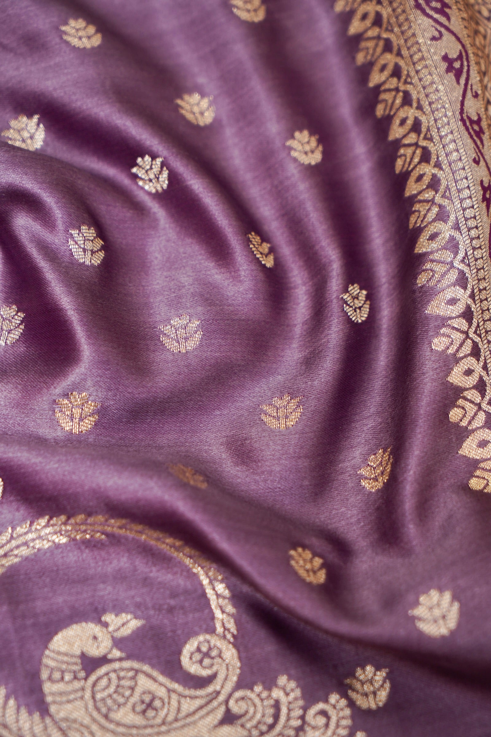 Lavender Mashroo Silk Saree with Zari Buti and  Rich Border